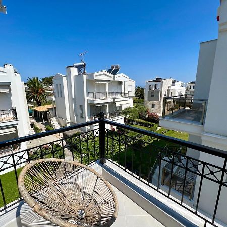Villa Victoria Ханиоти Екстериор снимка